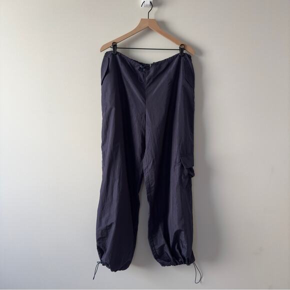 Revolve Superdown Ruby Parachute Pant Stylish Navy Cargo Pants adjustable waist - Picture 3 of 14